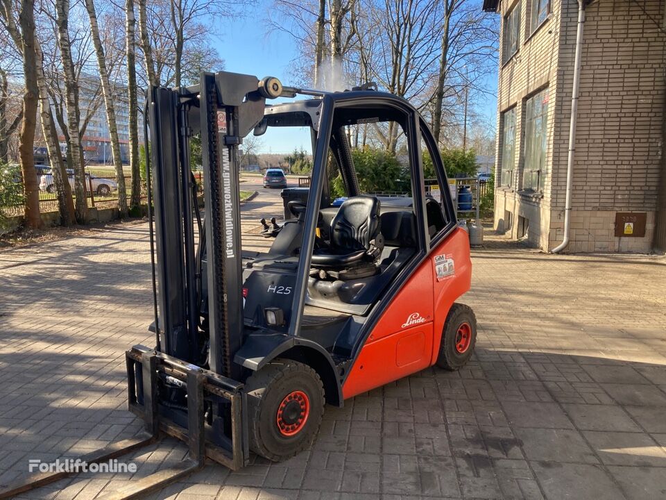 Linde H25T carretilla de gas