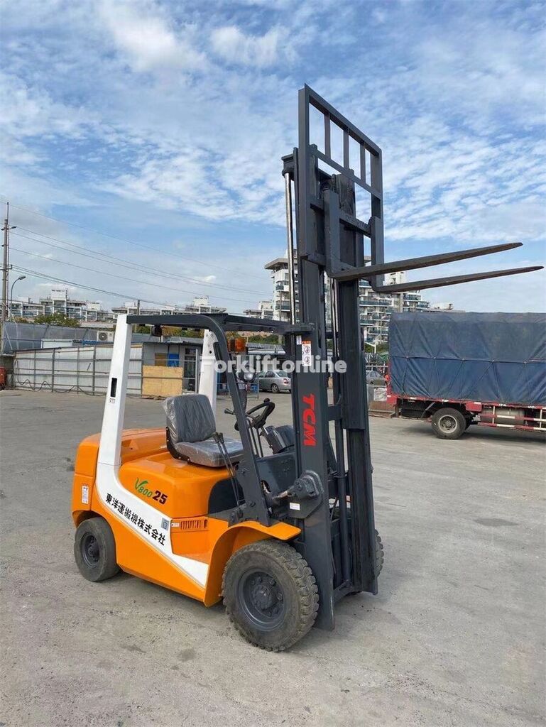 TCM FD25 FD25T6 FD30 FD30T6 2.5ton 3Ton diesel cheaper used forklift carretilla diésel