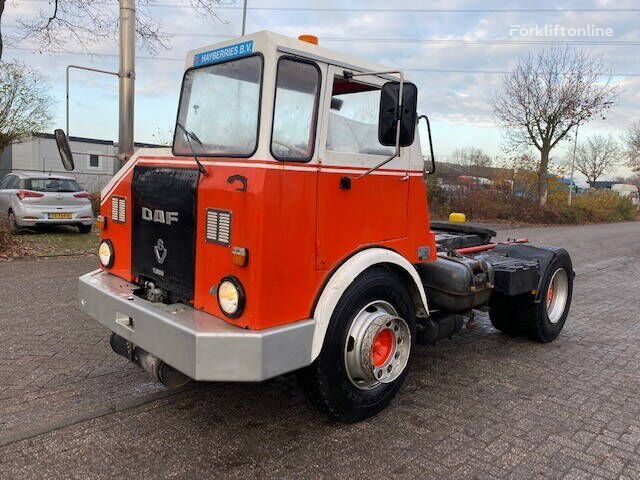 DAF T1800 TERMINAL TREKKER / OLDTIMER / BLADGEVEERD tractor de terminal